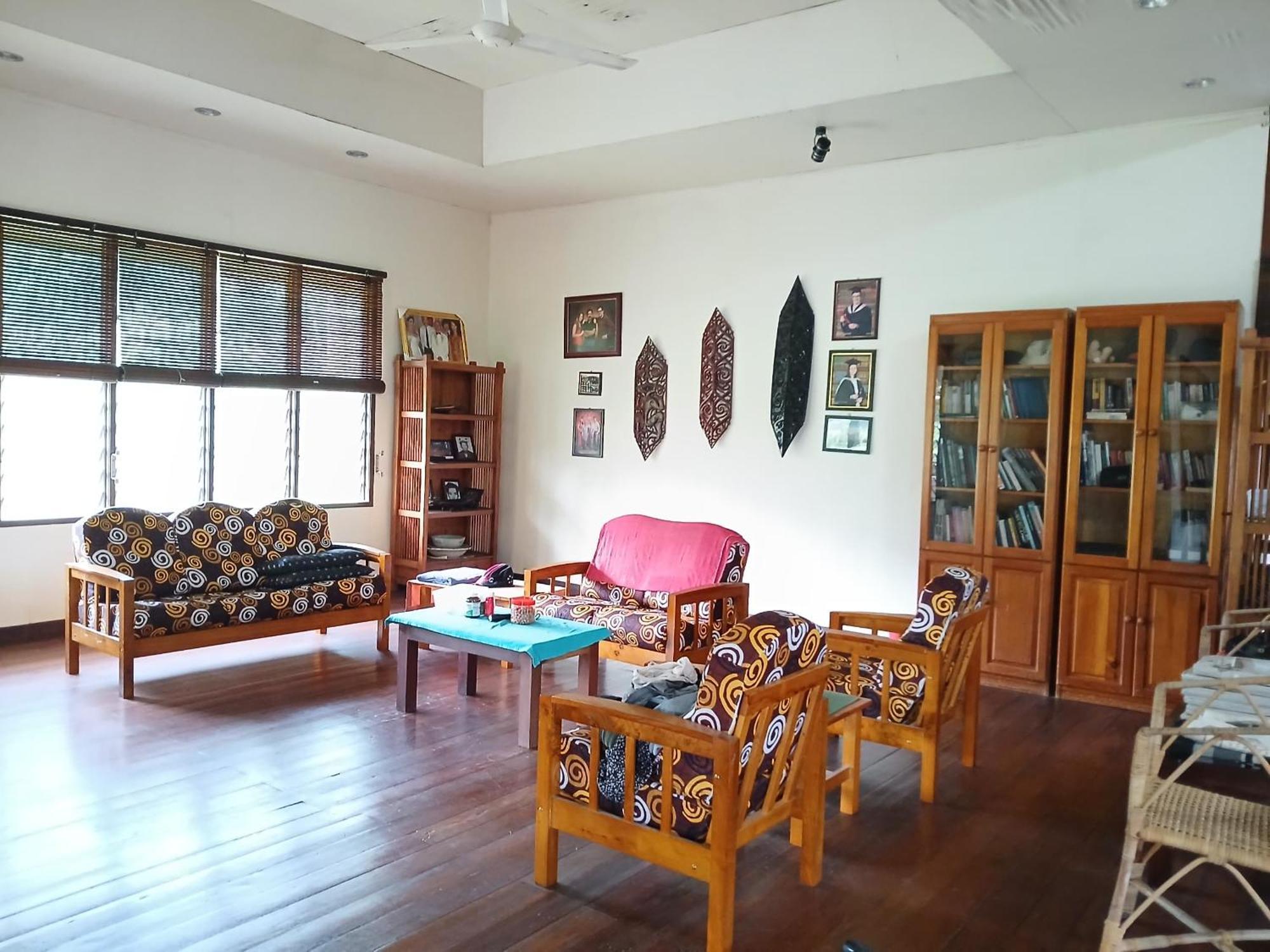 Mulu Tribal Homestay Екстериор снимка