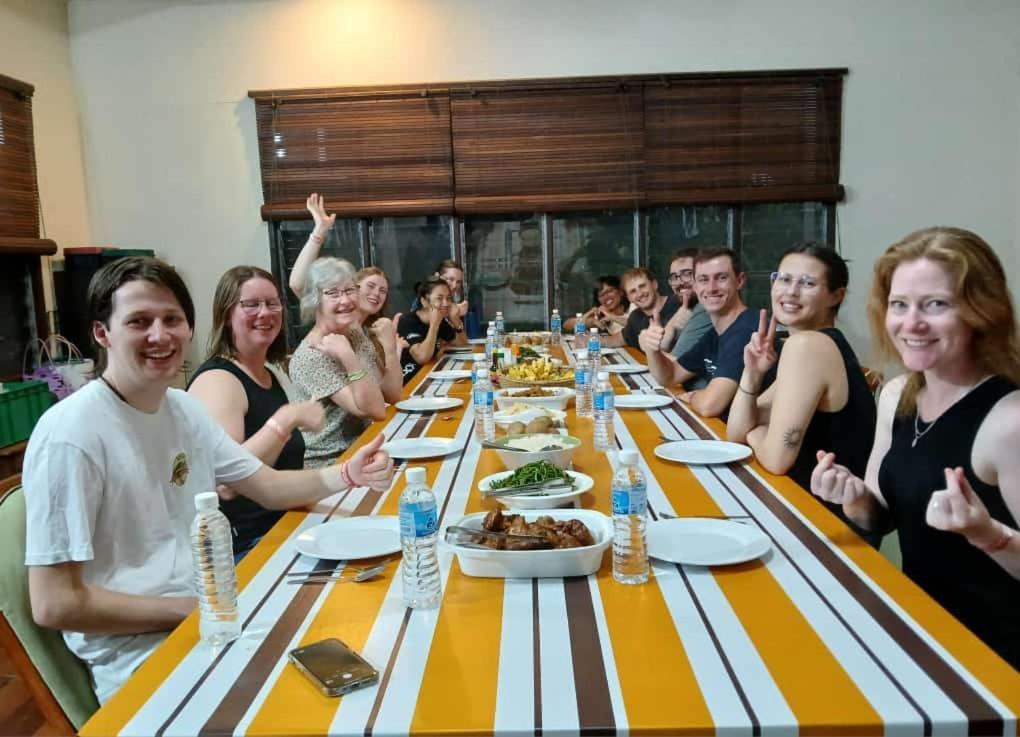 Mulu Tribal Homestay Екстериор снимка