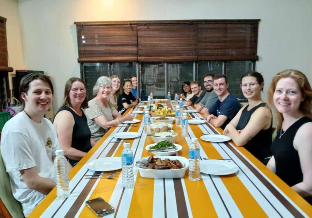 Mulu Tribal Homestay Екстериор снимка