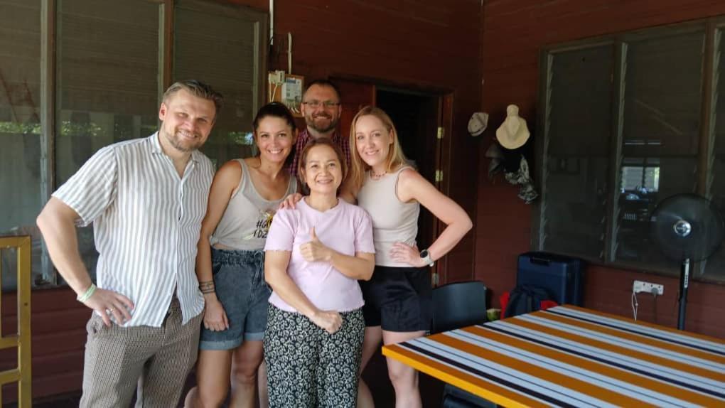 Mulu Tribal Homestay Екстериор снимка