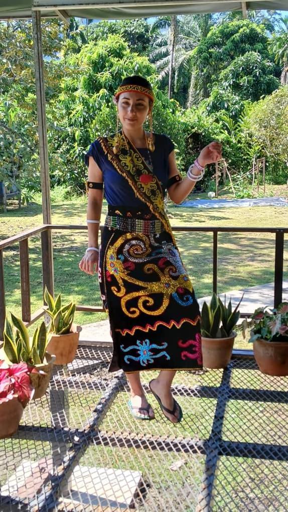 Mulu Tribal Homestay Екстериор снимка